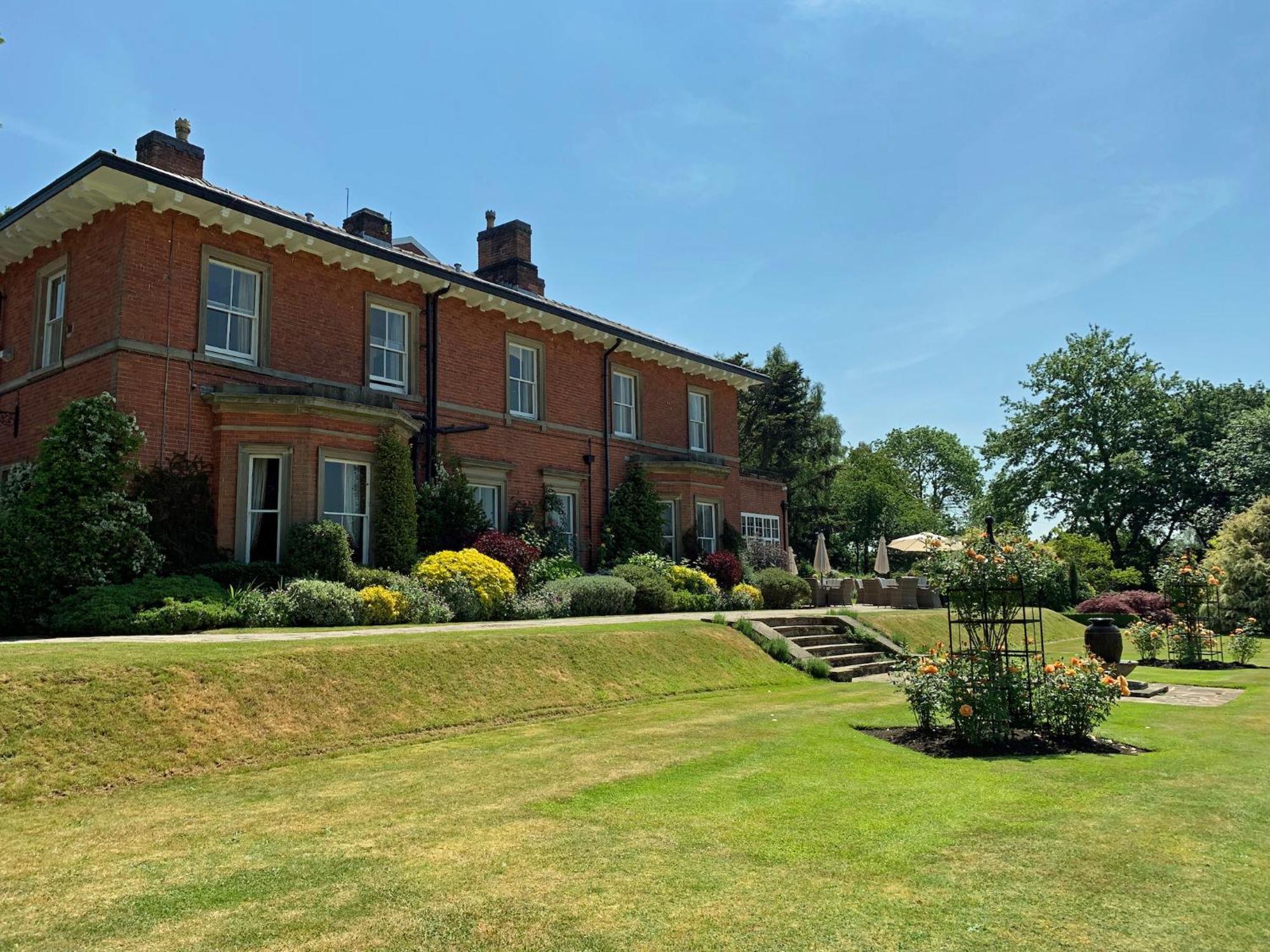 Hotel The Upper House Stoke-on-Trent Exterior foto